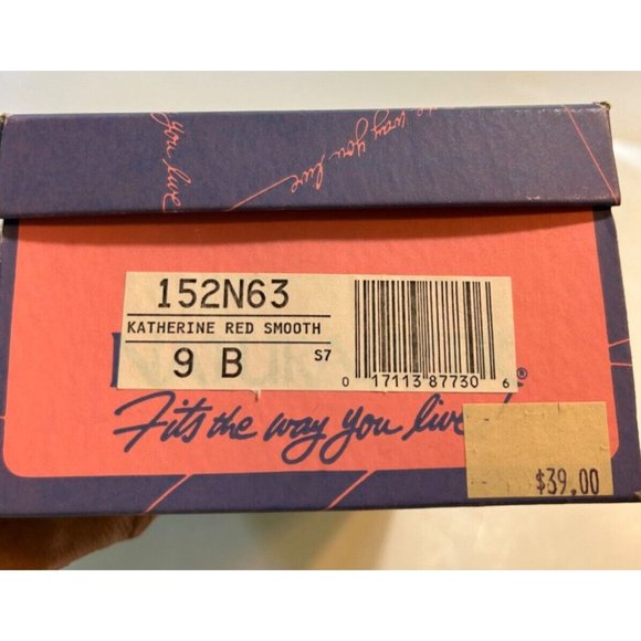 Women's Naturalizer Slip On Shoes Size 9B Katherine Red Smooth Cone Heel - Picture 10 of 10